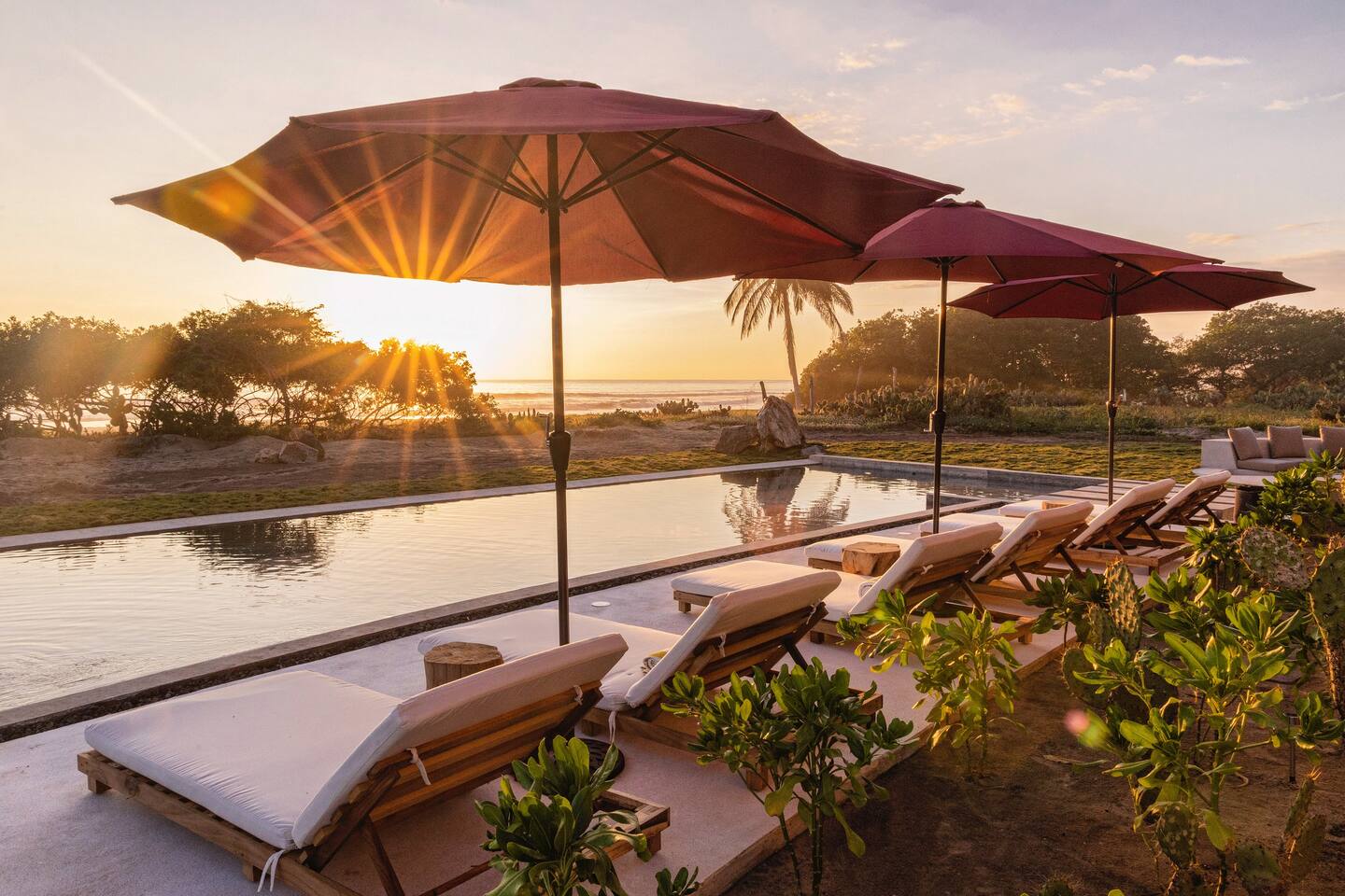 Casa Entremuros Puerto Escondido