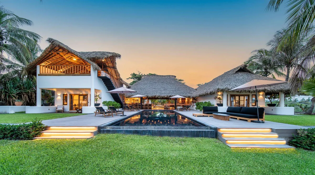 Oceanfront Villa in Santa María Colotepec