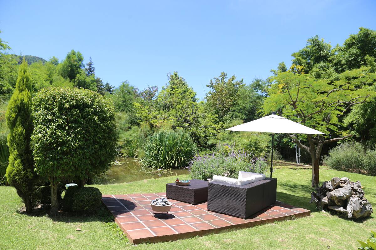 Hacienda San Ambrosio More Locations