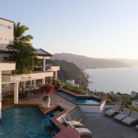 Hacienda De Las Flores