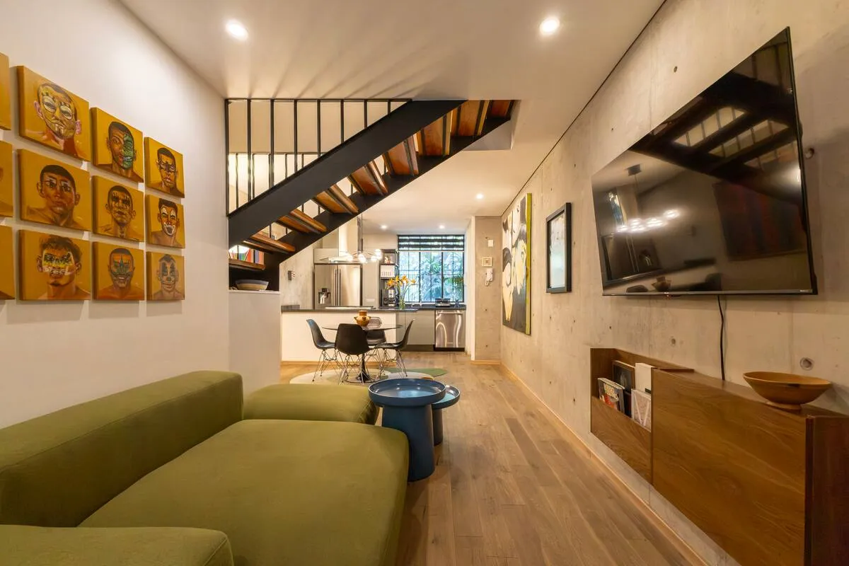 Amsterdam 75 Mexico City